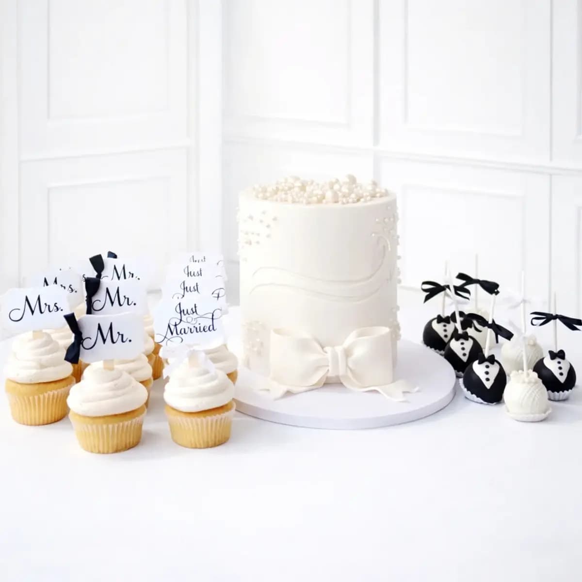 Elegant multi-tier wedding cake by Famous Cakes